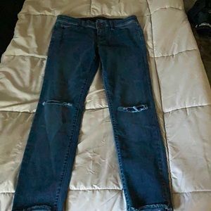 Uniqlo ripped knee skinny jeans